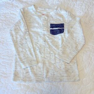 Cat & Jack 4T long-sleeved white and gray shirt
